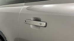 2022 (72) LAND ROVER DEFENDER 3.0 D250 X-Dynamic SE 90 3dr Auto 4935499