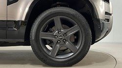 2022 (72) LAND ROVER DEFENDER 3.0 D250 X-Dynamic SE 90 3dr Auto 4935463