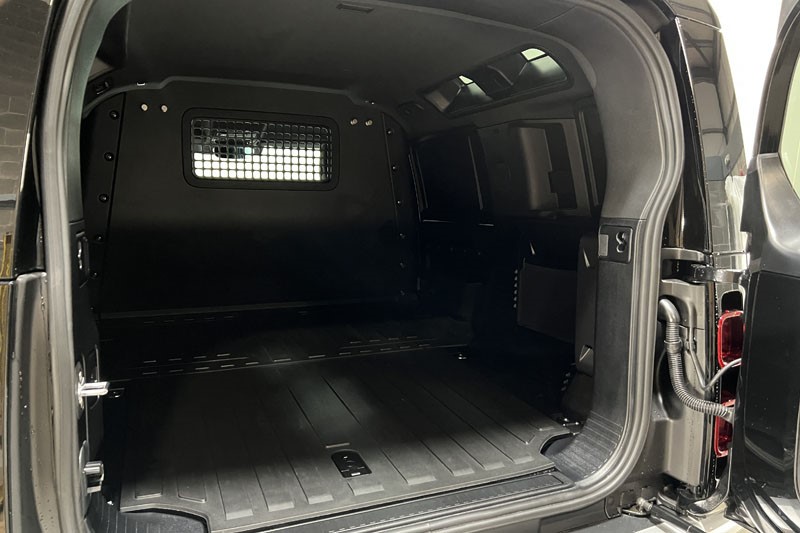 2025 (25) LAND ROVER COMMERCIAL DEFENDER 3.0 D250 Hard Top S Auto 4899703