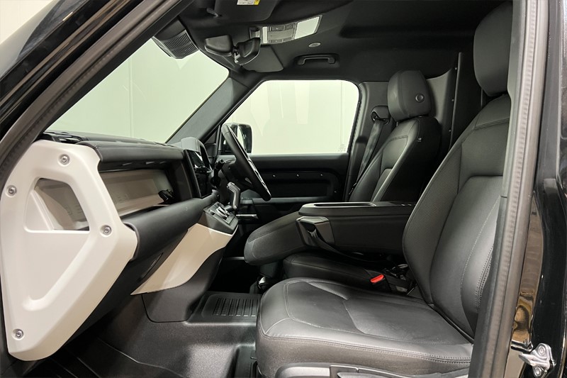 2025 (25) LAND ROVER COMMERCIAL DEFENDER 3.0 D250 Hard Top S Auto 4899666