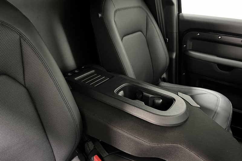 2025 (25) LAND ROVER COMMERCIAL DEFENDER 3.0 D250 Hard Top S Auto 4899683