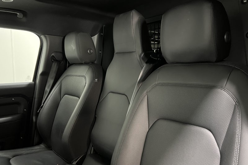 2025 (25) LAND ROVER COMMERCIAL DEFENDER 3.0 D250 Hard Top S Auto 4899674