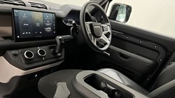 2025 (25) LAND ROVER COMMERCIAL DEFENDER 3.0 D250 Hard Top S Auto 4899701