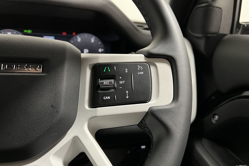 2025 (25) LAND ROVER COMMERCIAL DEFENDER 3.0 D250 Hard Top S Auto 4899687