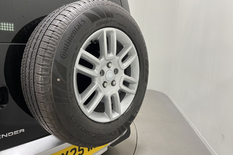 2025 (25) LAND ROVER COMMERCIAL DEFENDER 3.0 D250 Hard Top S Auto 4899706