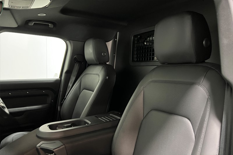 2025 (25) LAND ROVER COMMERCIAL DEFENDER 3.0 D250 Hard Top S Auto 4899667