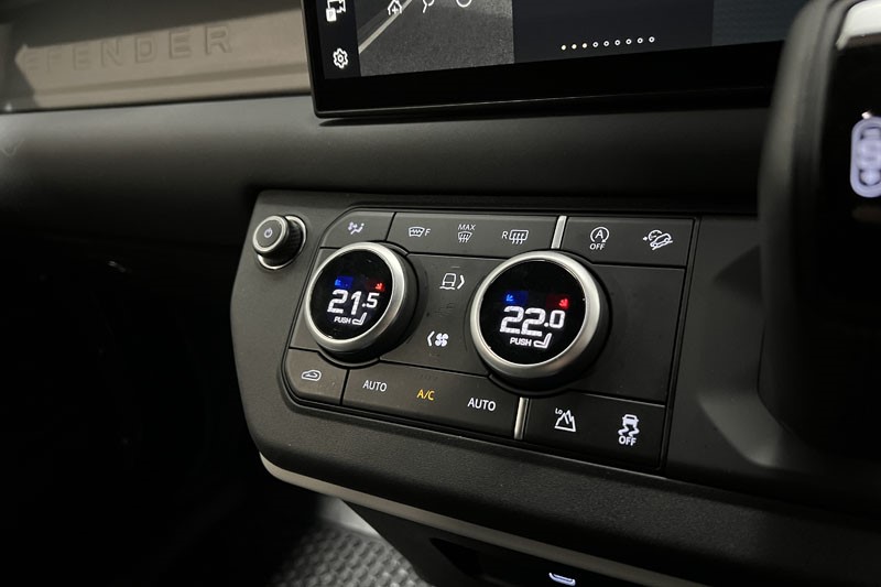 2025 (25) LAND ROVER COMMERCIAL DEFENDER 3.0 D250 Hard Top S Auto 4899690