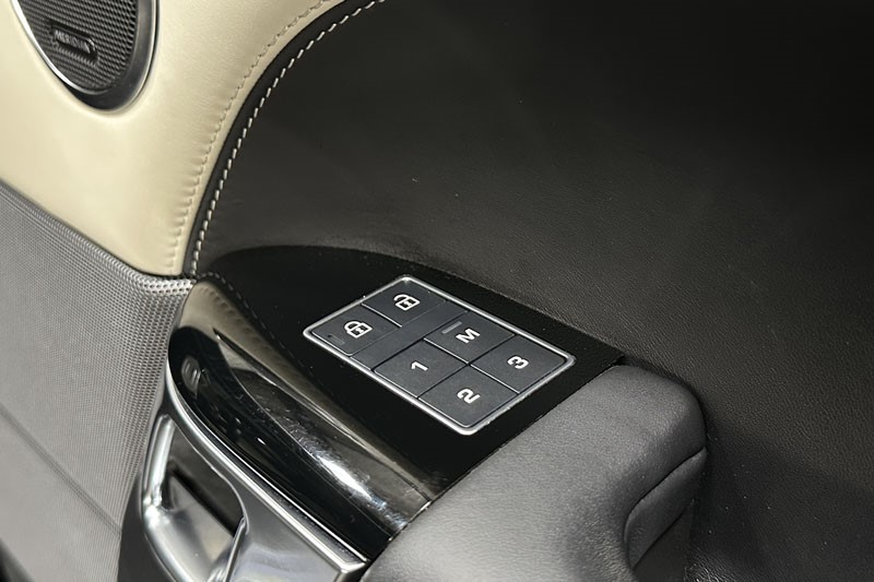 2022 (22) LAND ROVER RANGE ROVER SPORT 3.0 D300 Autobiography Dynamic 5dr Auto 4998269