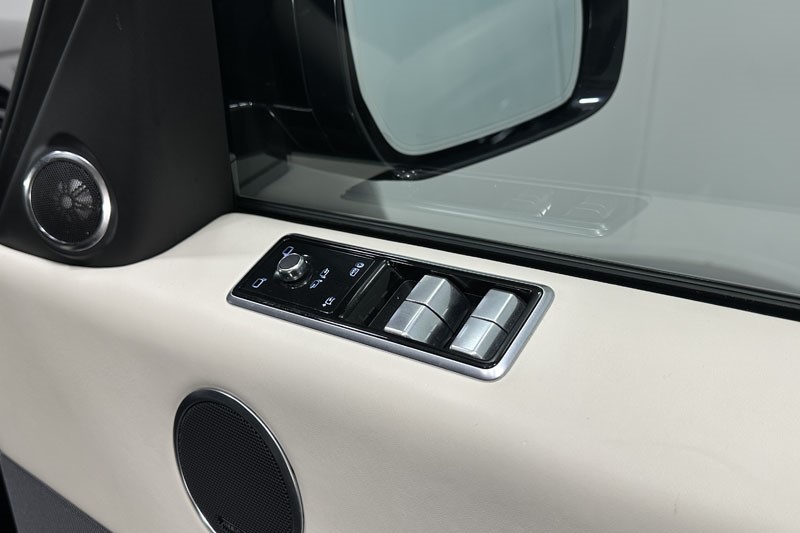 2022 (22) LAND ROVER RANGE ROVER SPORT 3.0 D300 Autobiography Dynamic 5dr Auto 4998267