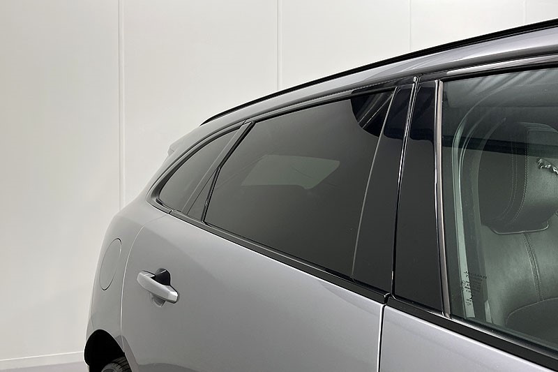 2022 (22) JAGUAR F-PACE 2.0 D200 R-Dynamic Black 5dr Auto AWD 4914073