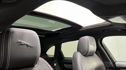 2022 (22) JAGUAR F-PACE 2.0 D200 R-Dynamic Black 5dr Auto AWD 4914052