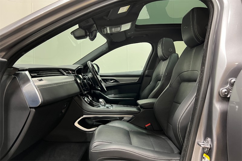 2022 (22) JAGUAR F-PACE 2.0 D200 R-Dynamic Black 5dr Auto AWD 4914036