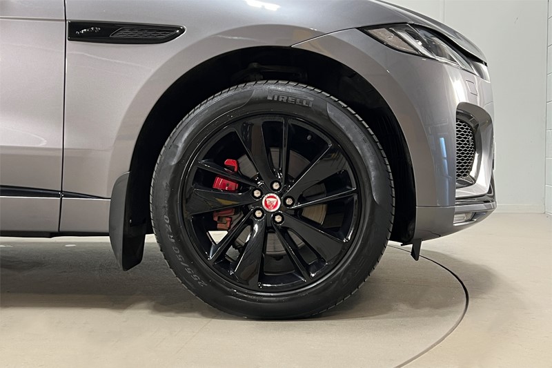 2022 (22) JAGUAR F-PACE 2.0 D200 R-Dynamic Black 5dr Auto AWD 4914041