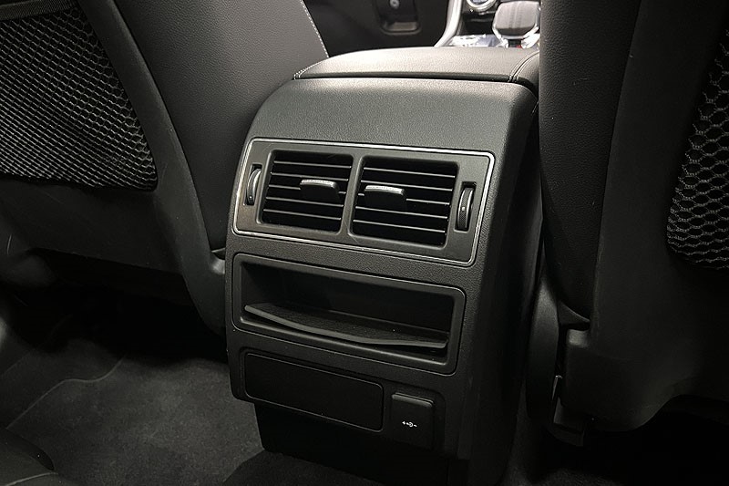 2022 (22) JAGUAR F-PACE 2.0 D200 R-Dynamic Black 5dr Auto AWD 4914045