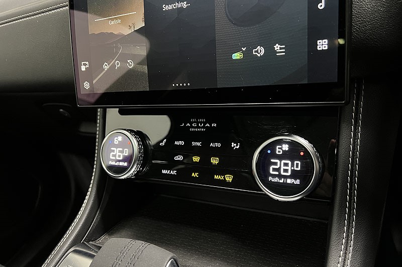 2022 (22) JAGUAR F-PACE 2.0 D200 R-Dynamic Black 5dr Auto AWD 4914057