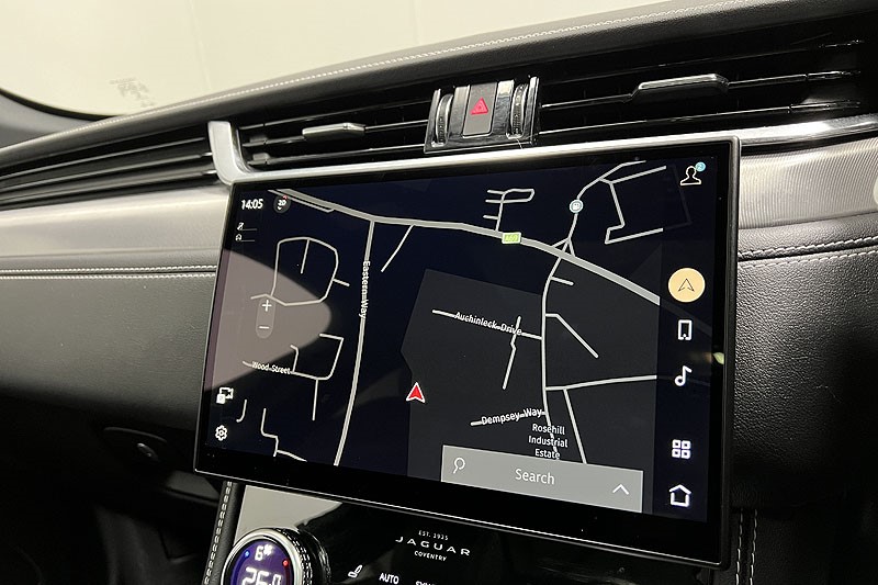 2022 (22) JAGUAR F-PACE 2.0 D200 R-Dynamic Black 5dr Auto AWD 4914058