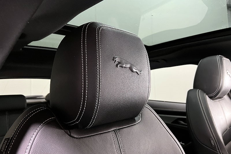 2022 (22) JAGUAR F-PACE 2.0 D200 R-Dynamic Black 5dr Auto AWD 4914051