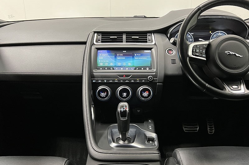 2020 (70) JAGUAR E-PACE 2.0d [180] R-Dynamic HSE 5dr Auto 4927648