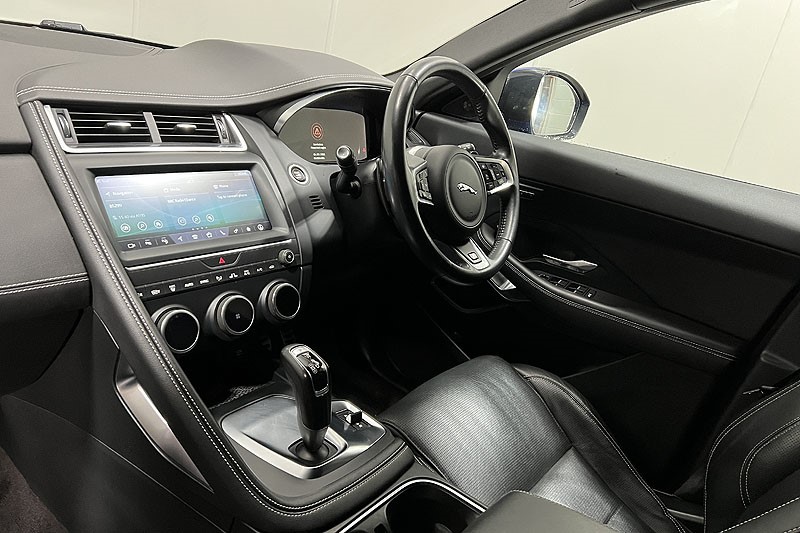 2020 (70) JAGUAR E-PACE 2.0d [180] R-Dynamic HSE 5dr Auto 4927672