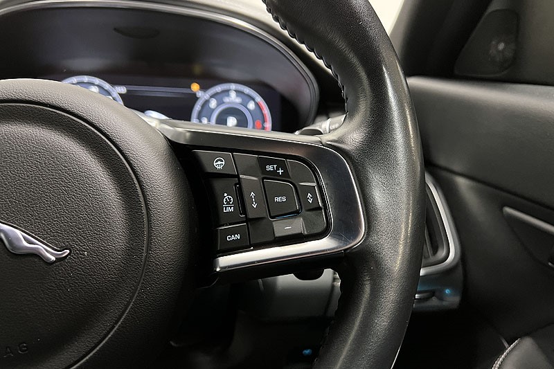 2020 (70) JAGUAR E-PACE 2.0d [180] R-Dynamic HSE 5dr Auto 4927660