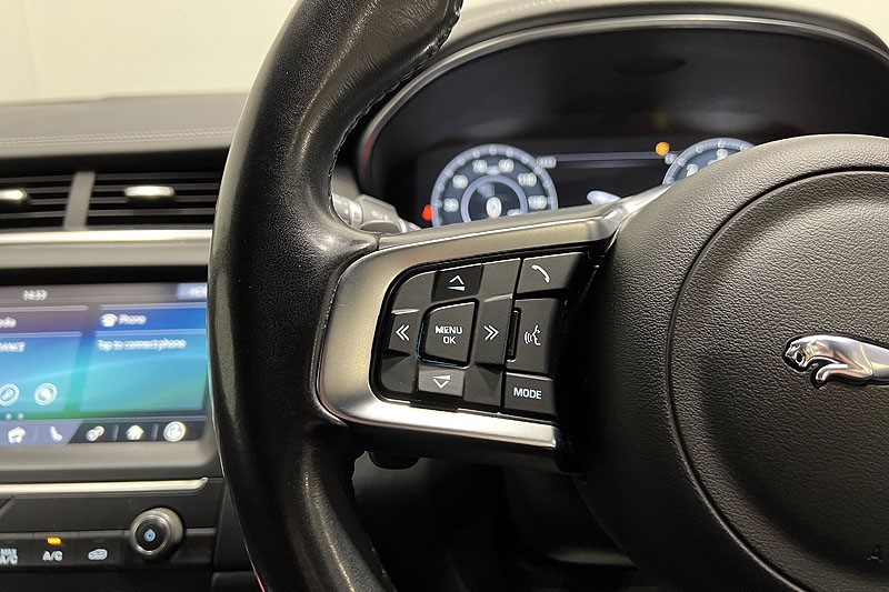 2020 (70) JAGUAR E-PACE 2.0d [180] R-Dynamic HSE 5dr Auto 4927659