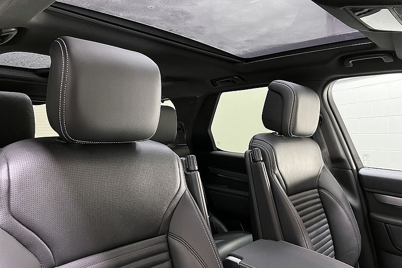 2025 (74) LAND ROVER DISCOVERY 3.0 D350 Dynamic SE 5dr Auto 4923823