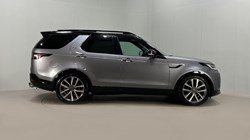 2025 (74) LAND ROVER DISCOVERY 3.0 D350 Dynamic SE 5dr Auto 4923809