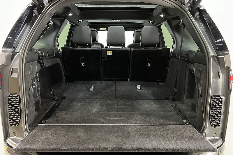 2025 (74) LAND ROVER DISCOVERY 3.0 D350 Dynamic SE 5dr Auto 4923843