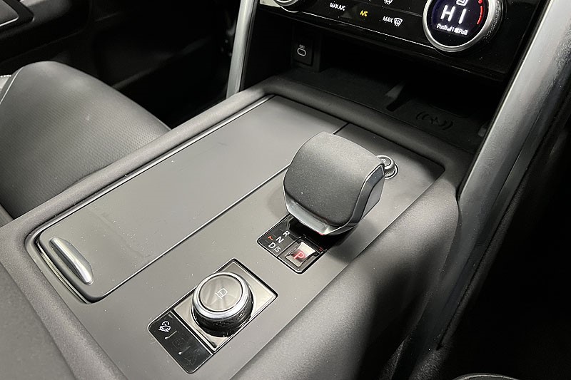 2025 (74) LAND ROVER DISCOVERY 3.0 D350 Dynamic SE 5dr Auto 4923828