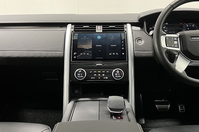 2025 (74) LAND ROVER DISCOVERY 3.0 D350 Dynamic SE 5dr Auto 4923814