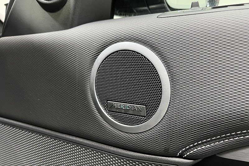 2025 (74) LAND ROVER DISCOVERY 3.0 D350 Dynamic SE 5dr Auto 4923819