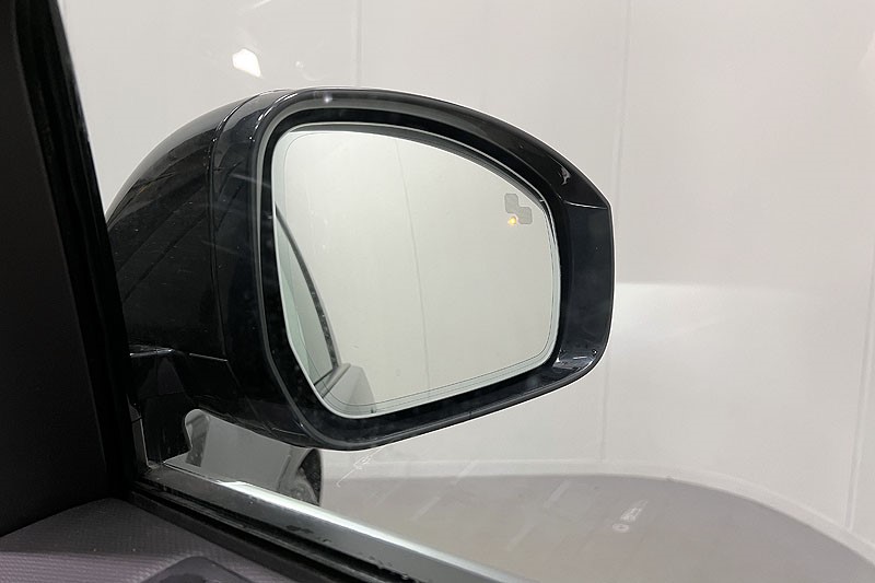 2025 (74) LAND ROVER DISCOVERY 3.0 D350 Dynamic SE 5dr Auto 4923820