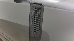 2023 (23) LAND ROVER DEFENDER 2.0 P400e X-Dynamic SE 110 5dr Auto 4932000