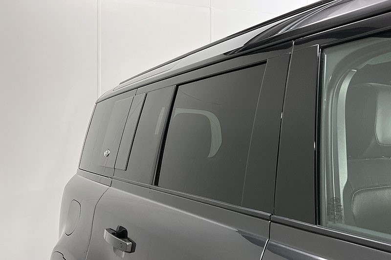 2023 (23) LAND ROVER DEFENDER 2.0 P400e X-Dynamic SE 110 5dr Auto 4931997