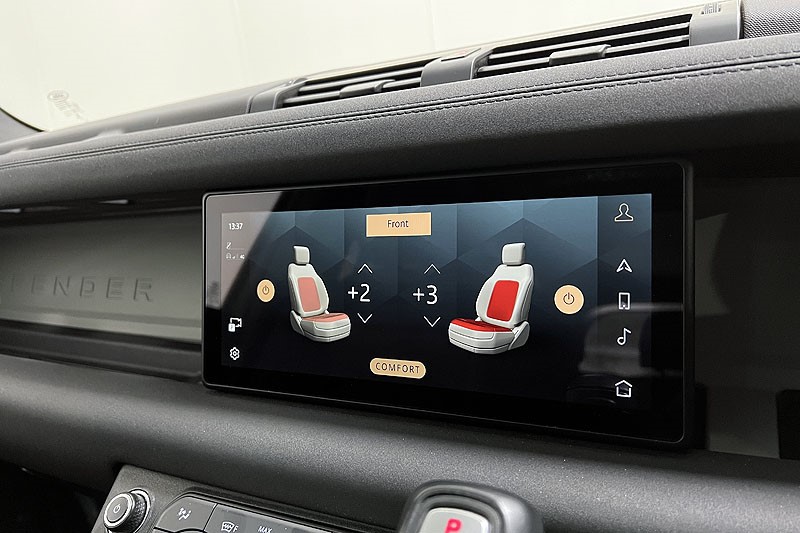 2023 (23) LAND ROVER DEFENDER 2.0 P400e X-Dynamic SE 110 5dr Auto 4931986