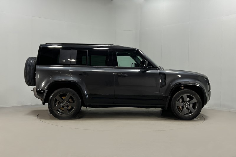 2023 (23) LAND ROVER DEFENDER 2.0 P400e X-Dynamic SE 110 5dr Auto 4931958