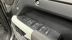 2023 (23) LAND ROVER DEFENDER 2.0 P400e X-Dynamic SE 110 5dr Auto 4932484