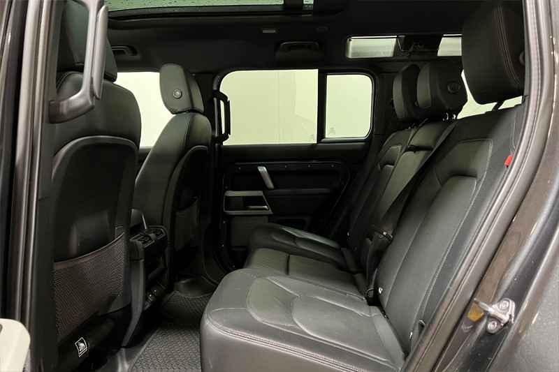 2023 (23) LAND ROVER DEFENDER 2.0 P400e X-Dynamic SE 110 5dr Auto 4931957