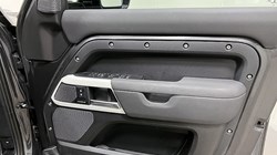 2023 (23) LAND ROVER DEFENDER 2.0 P400e X-Dynamic SE 110 5dr Auto 4931966