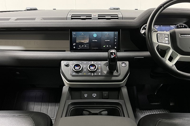 2023 (23) LAND ROVER DEFENDER 2.0 P400e X-Dynamic SE 110 5dr Auto 4931963