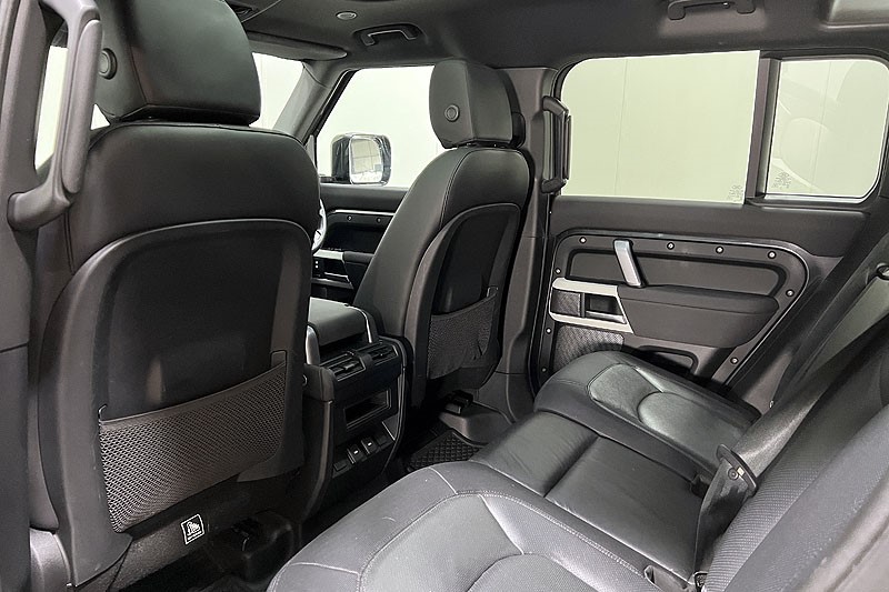 2023 (23) LAND ROVER DEFENDER 2.0 P400e X-Dynamic SE 110 5dr Auto 4931990