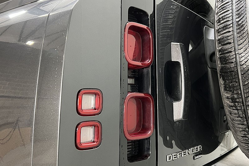 2023 (23) LAND ROVER DEFENDER 2.0 P400e X-Dynamic SE 110 5dr Auto 4931996