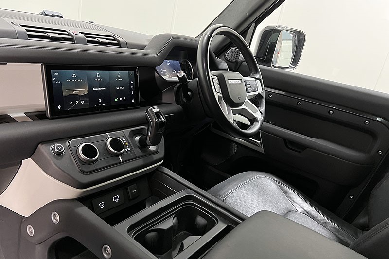 2023 (23) LAND ROVER DEFENDER 2.0 P400e X-Dynamic SE 110 5dr Auto 4931989