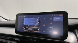 2025 (25) JEEP AVENGER 1.2 e-Hybrid Altitude 5dr DCT 4926444