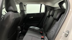 2025 (25) JEEP AVENGER 1.2 e-Hybrid Altitude 5dr DCT 4926421