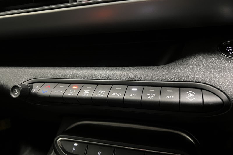 2025 (25) JEEP AVENGER 1.2 e-Hybrid Altitude 5dr DCT 4926441