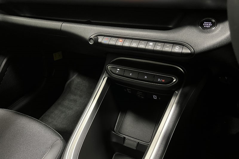 2025 (25) JEEP AVENGER 1.2 e-Hybrid Altitude 5dr DCT 4926438