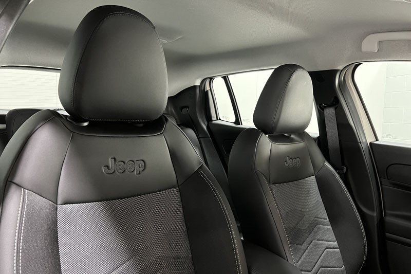 2025 (25) JEEP AVENGER 1.2 e-Hybrid Altitude 5dr DCT 4926433