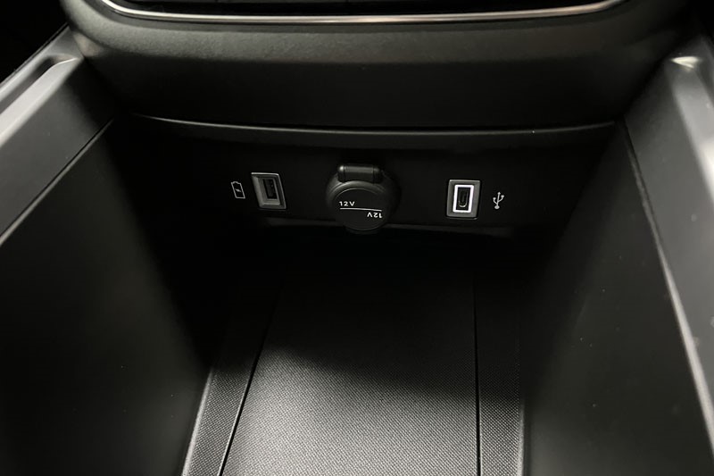 2025 (25) JEEP AVENGER 1.2 e-Hybrid Altitude 5dr DCT 4926440