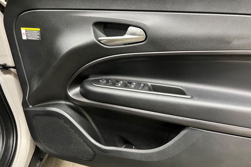 2025 (25) JEEP AVENGER 1.2 e-Hybrid Altitude 5dr DCT 4926430